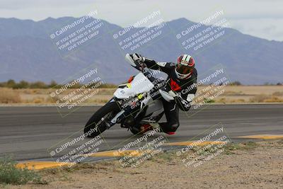 media/Jan-15-2023-SoCal Trackdays (Sun) [[c1237a034a]]/Turn 15 Inside (140pm)/